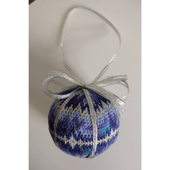 Japanese Temari Ball, Handmade, Purple & Blue, Multilayered Decorative Ball - Picture 1 of 3